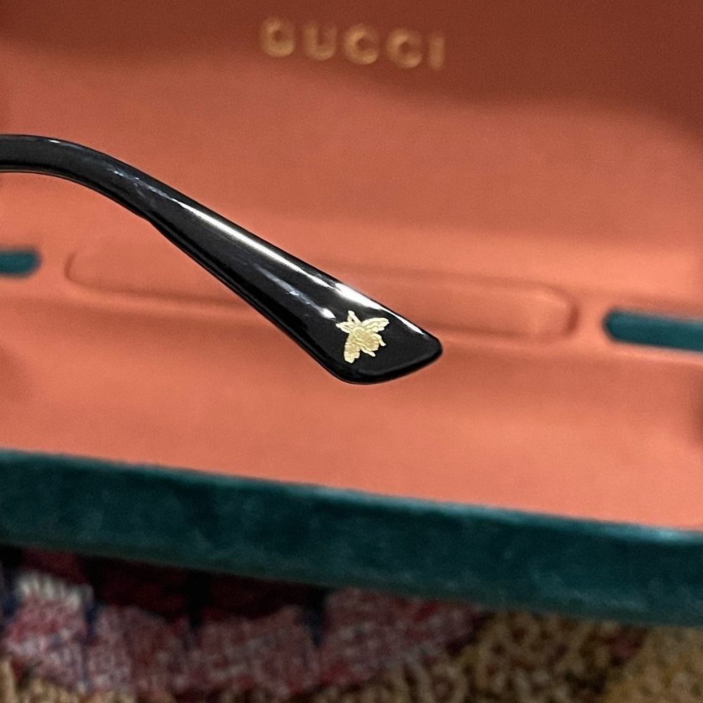 Gucci Black Frames - image 5